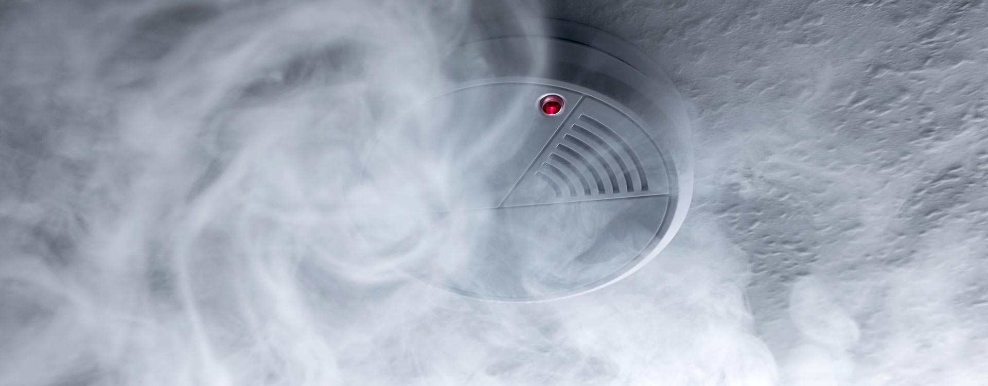 Prüfsachverständigen- abnahmen von Rauch- und Wärmeabzugsgeräten